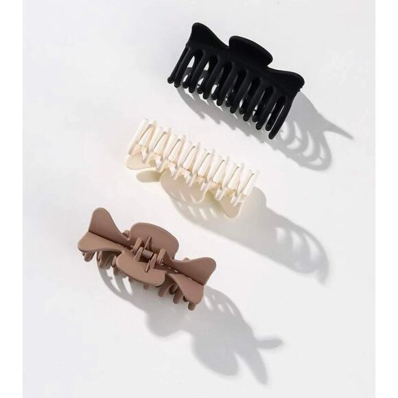 Boutique Neutral Black Brown & Cream Set of Three Hair Claw Clips - Picture 2 of 4